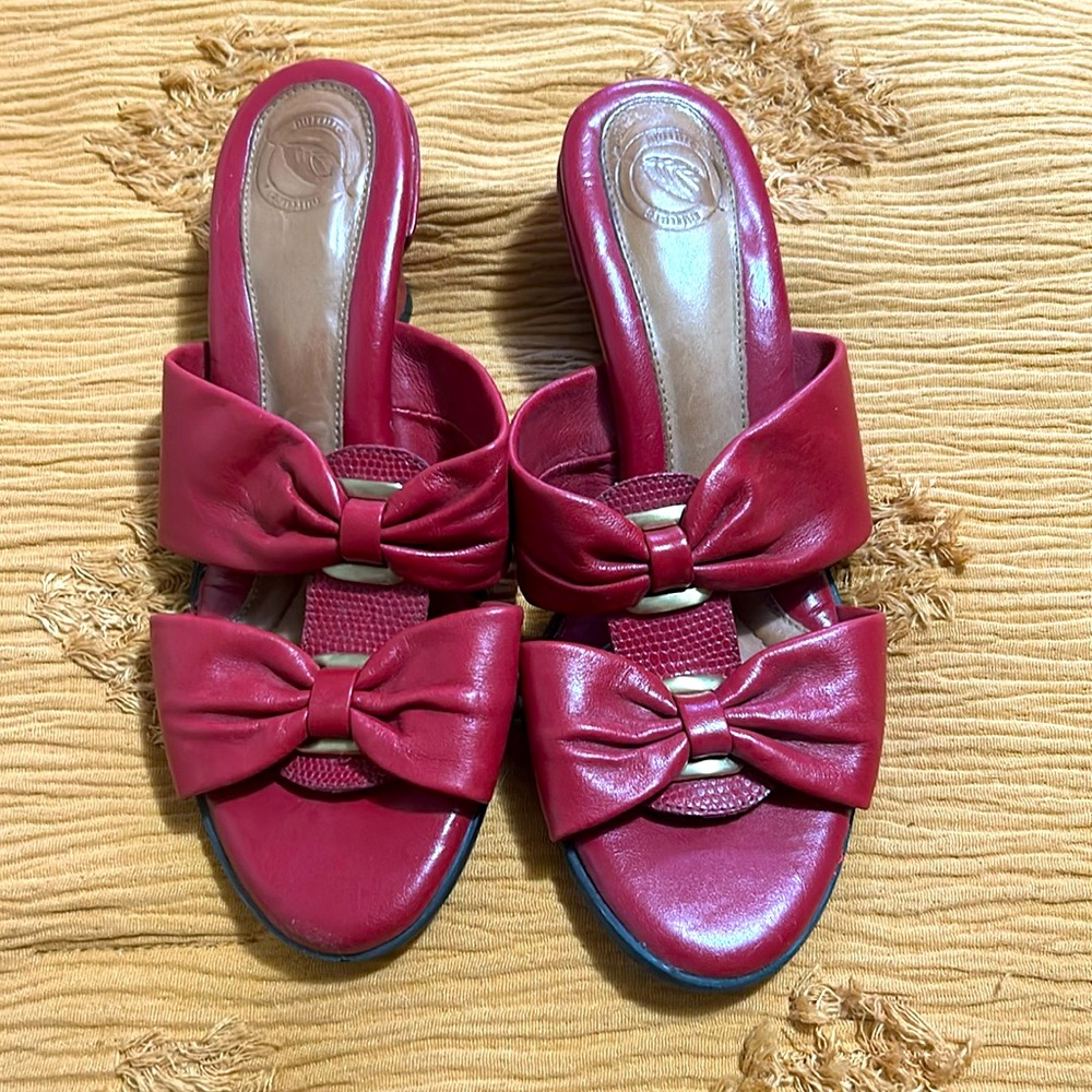 Red kitten heel